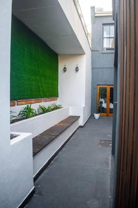Greenpoint Victorian Villa Cape Town Exterior photo